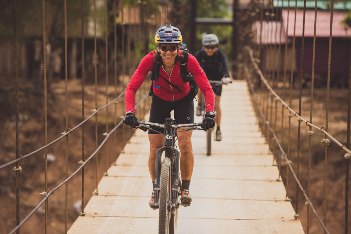 Rusch_Huyen_bridge_RedBullMediaHouse.jpg